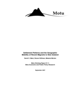 Settlement patterns and the geographic mobility of recent migrants to New Zealand*