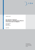 How important is selection? Experimental vs. non-experimental measures of the income gains from migration